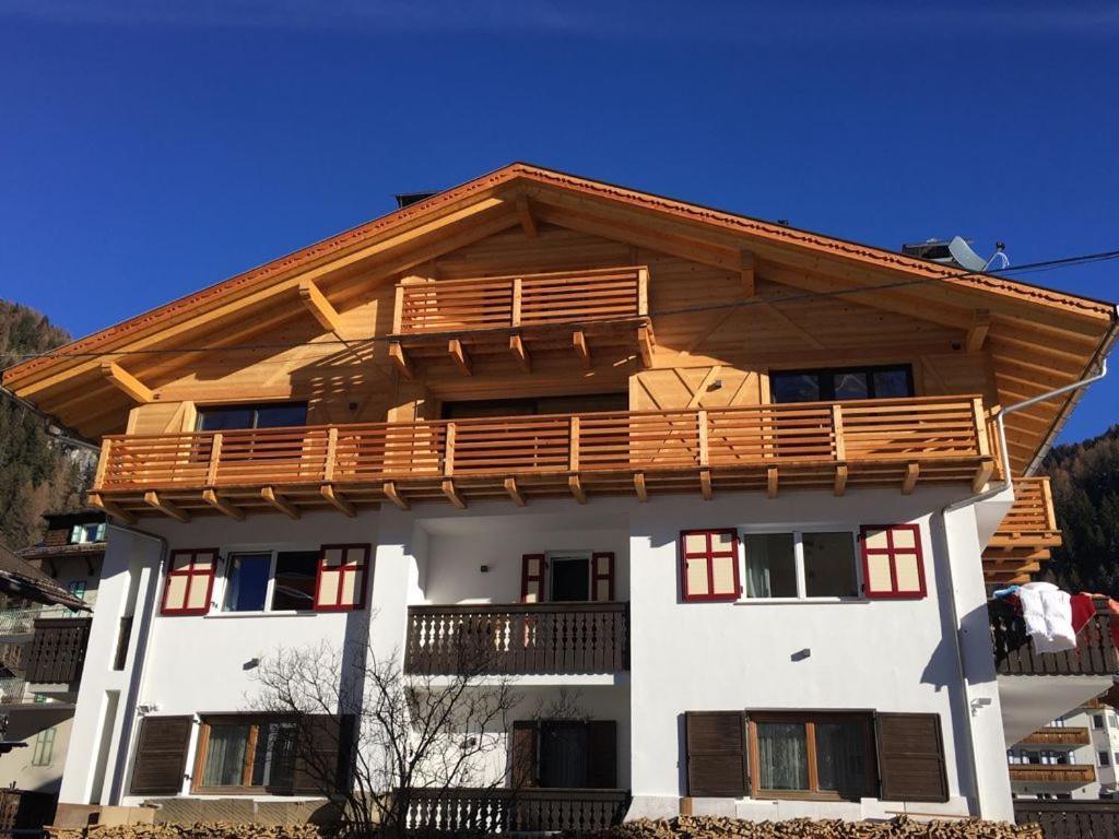 Appartamenti Cesa Soreie By Ama Val Di Fassa Canazei Exterior photo