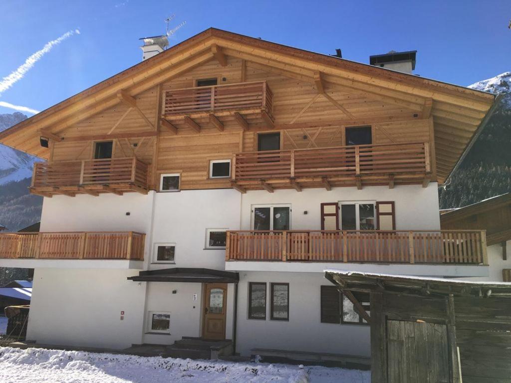 Appartamenti Cesa Soreie By Ama Val Di Fassa Canazei Exterior photo